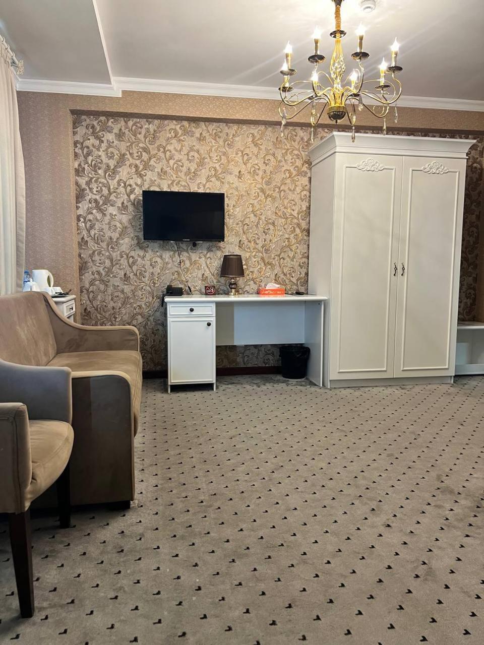 Orzu Hotel Namangán Kültér fotó