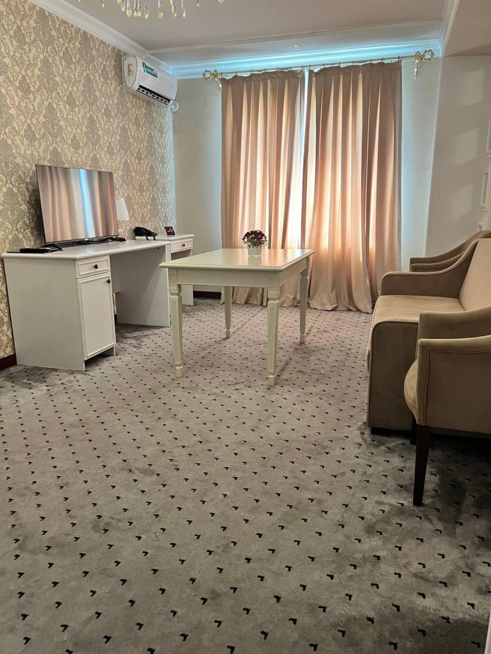 Orzu Hotel Namangán Kültér fotó