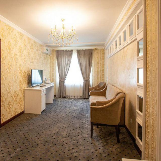 Orzu Hotel Namangán Kültér fotó